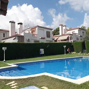 https://chalet-los-manos.top-hotels-tarragona.com