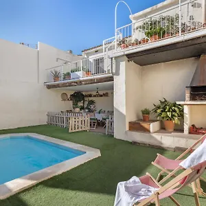 https://cal-cabrer-sant-jaume-dels-domenys.catalonia-hotels.com